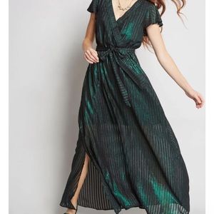 Emerald green polyester maxi dress